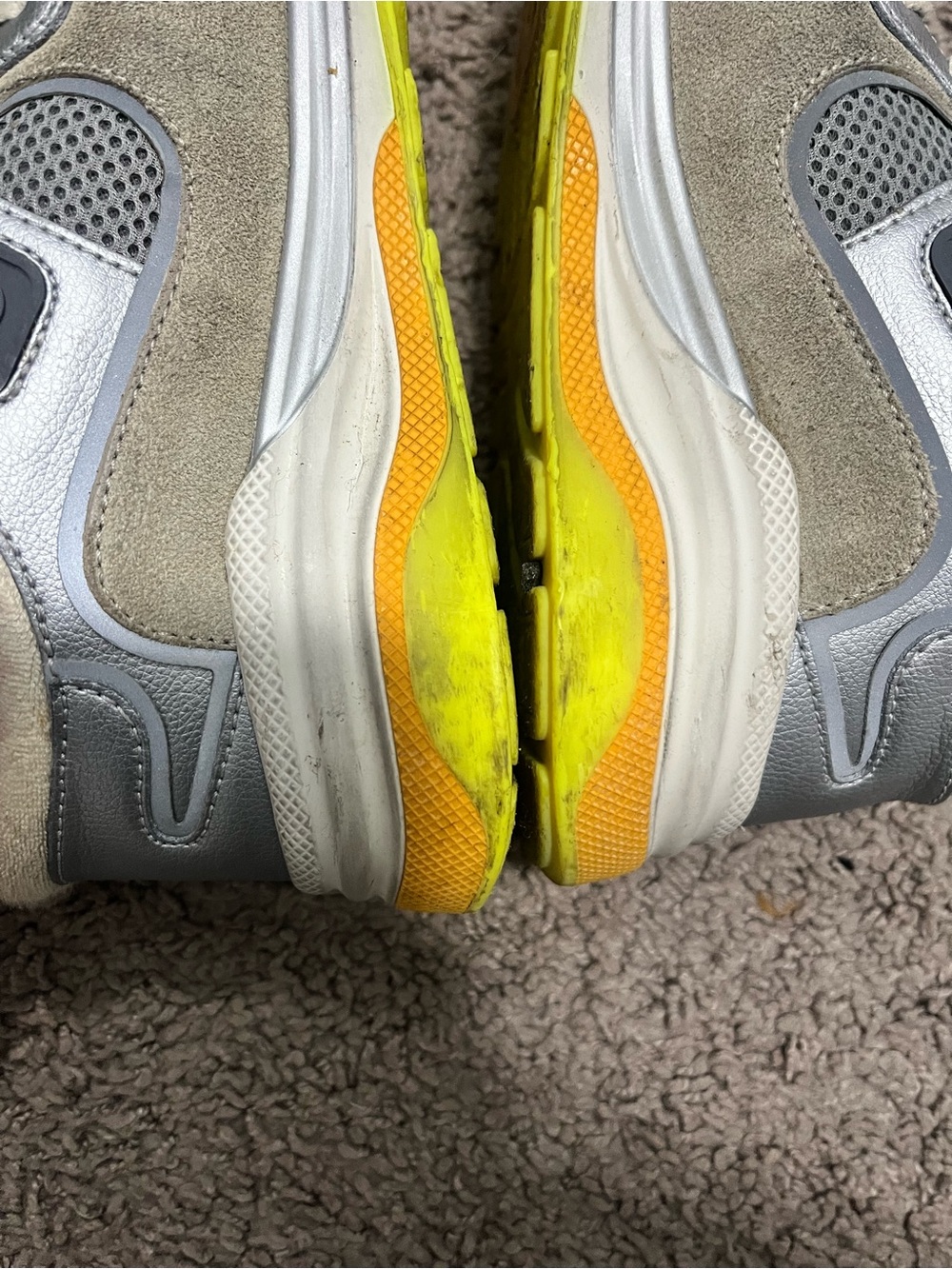 Gucci Ultrapace Silver Metallic Sneakers - Picture 11 of 16